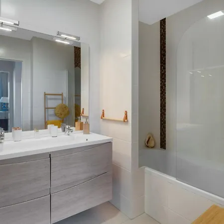 - Aiguillon - T5 Avec Terrasse, Parking Securise Et Wifi - Fr-1-319-404 *