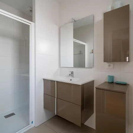 - Aiguillon - T5 Avec Terrasse, Parking Securise Et Wifi - Fr-1-319-404 *