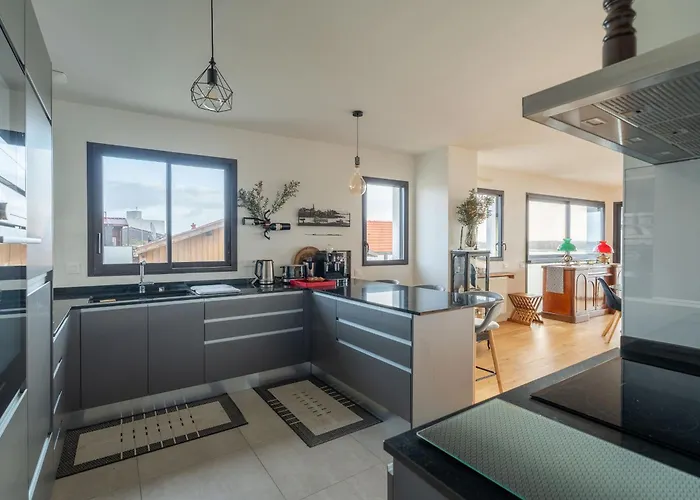 Lejlighed - Aiguillon - T5 Avec Terrasse, Parking Securise Et Wifi - Fr-1-319-404 *