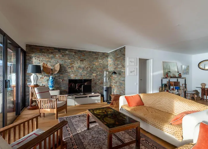 Lejlighed - Aiguillon - T5 Avec Terrasse, Parking Securise Et Wifi - Fr-1-319-404